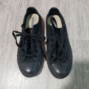 All Black Converse Low Tops size 39